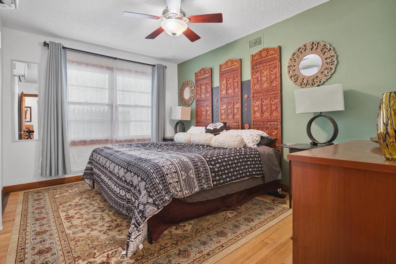 Luxury Oasis- 1 Bedroom Romantic Getaways Lubbock Exterior foto